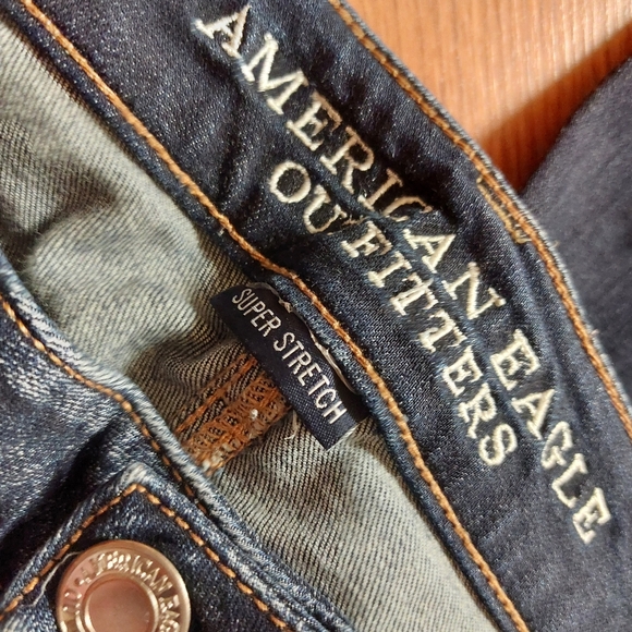 American Eagle Super Stretchy Jeans - Picture 3 of 5